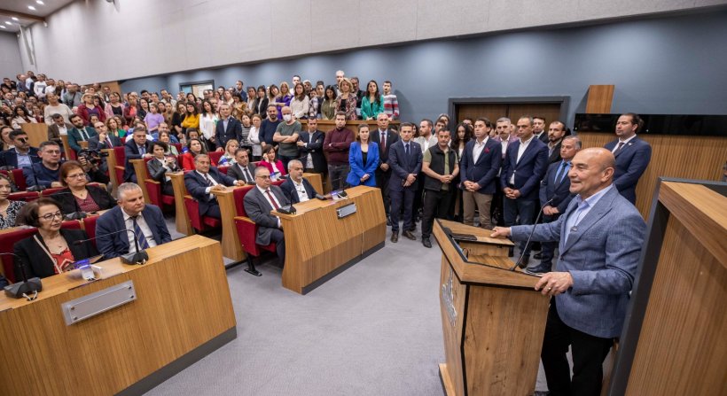 Soyer: Bütün İzmir'i kucaklamaya devam edeceğiz
