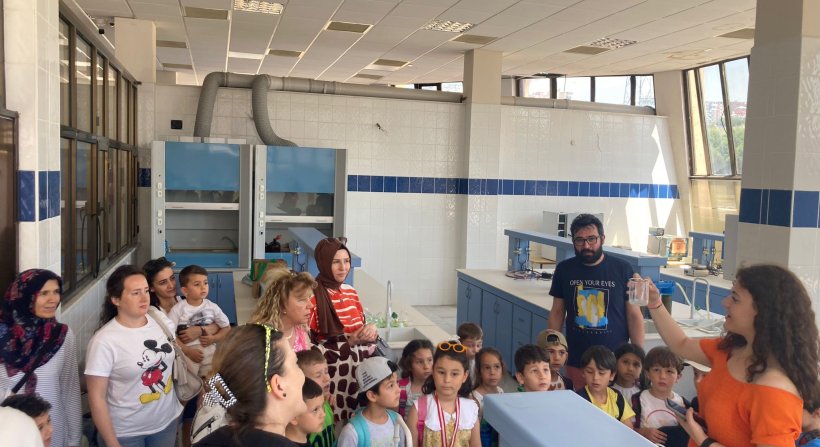 EÜ Aliağa Meslek Yüksekokulundan   "Küçük Akımlar” projesi