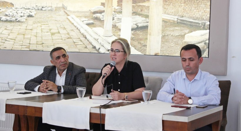 İZMİR MİLLETVEKİLİ CEYDA BÖLÜNMEZ ÇANKIRI, ODA BAŞKANLARIYLA BULUŞTU