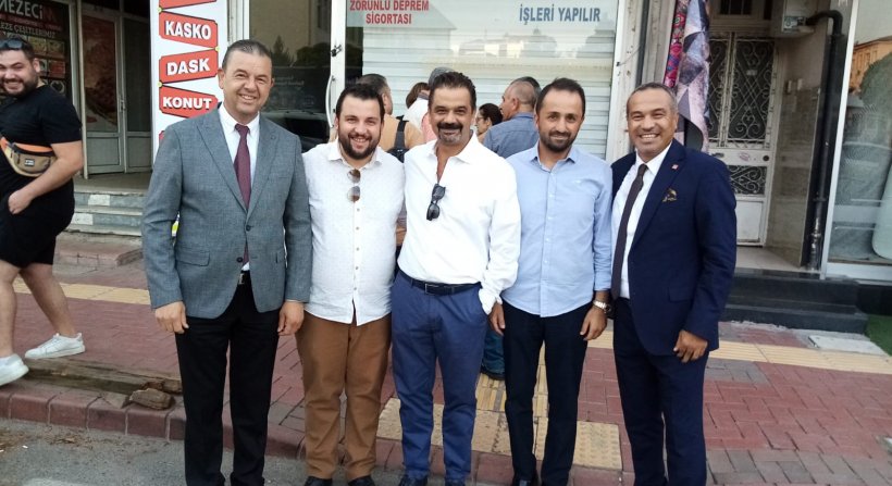 Aliağa CHP Belediye Meclis Üyesi Savaş Dağdeviren İlçe binasında beklenen açıklamayı yaptı