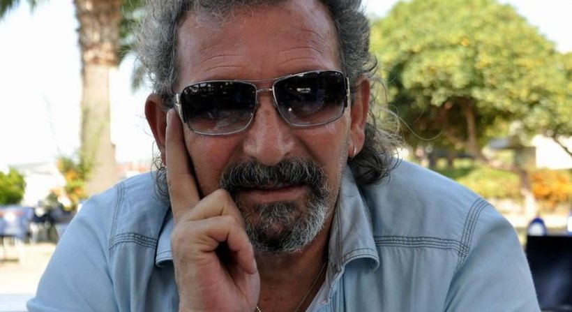 İzmir'in  ve Aliağa'nın tanınan   Gazetecilerinden   Erdal Çarboğa , bugün sabaha karşı hayatını kaybetti.