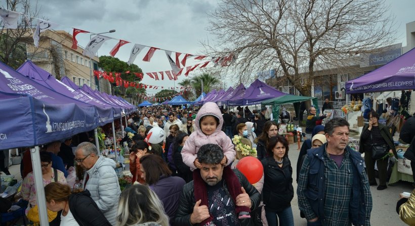 KARABURUN NERGİS FESTİVALİ İZ BIRAKTI