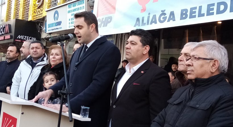 ALİAĞA CHP BELEDİYE BAŞKAN ADAYI ÇAĞATAY GÜÇ ADAY OLARAK TEŞEKKÜR TOPLANTISI YAPTI