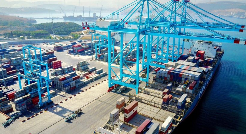 LİMANLARIN YENİ LİDERİ ALİAĞA