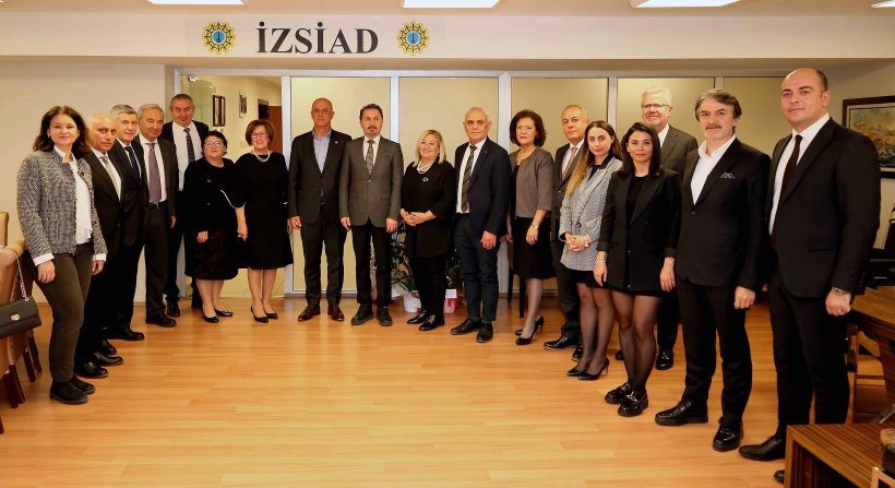 Prof. Dr. Ümit Özlale İzmir İş Dünyası ile buluştu