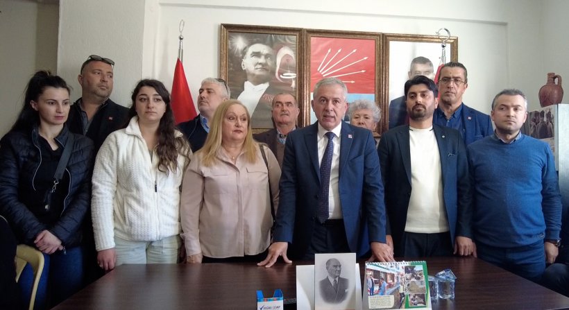 CHP Foça İlçe Başkanlığına Günal Biçer Atandı