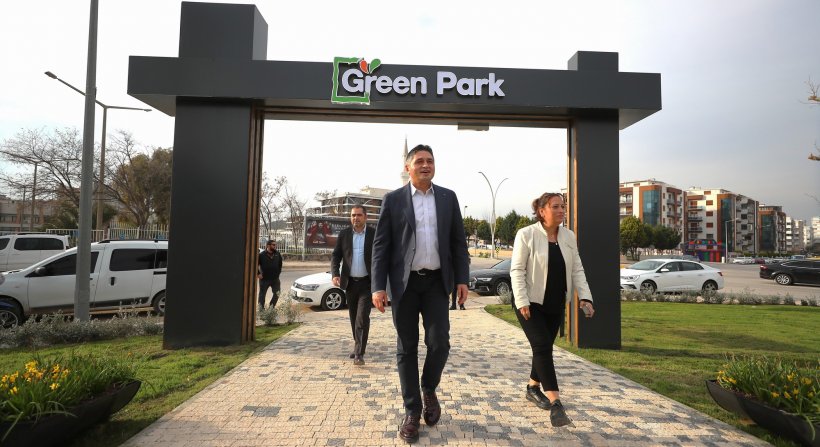 Aliağa'da Rengârenk Bir Bahçe: Green Park