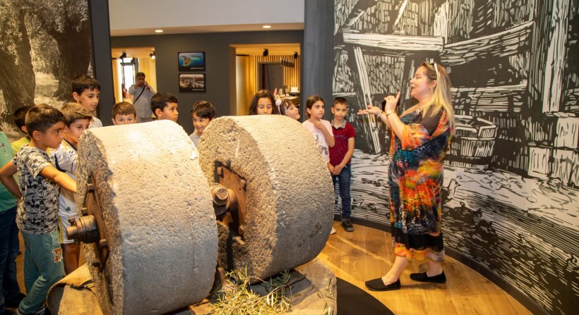 Dikili Kent Arşivi ve Tanıtım Merkezi'ne Yoğun İlgi